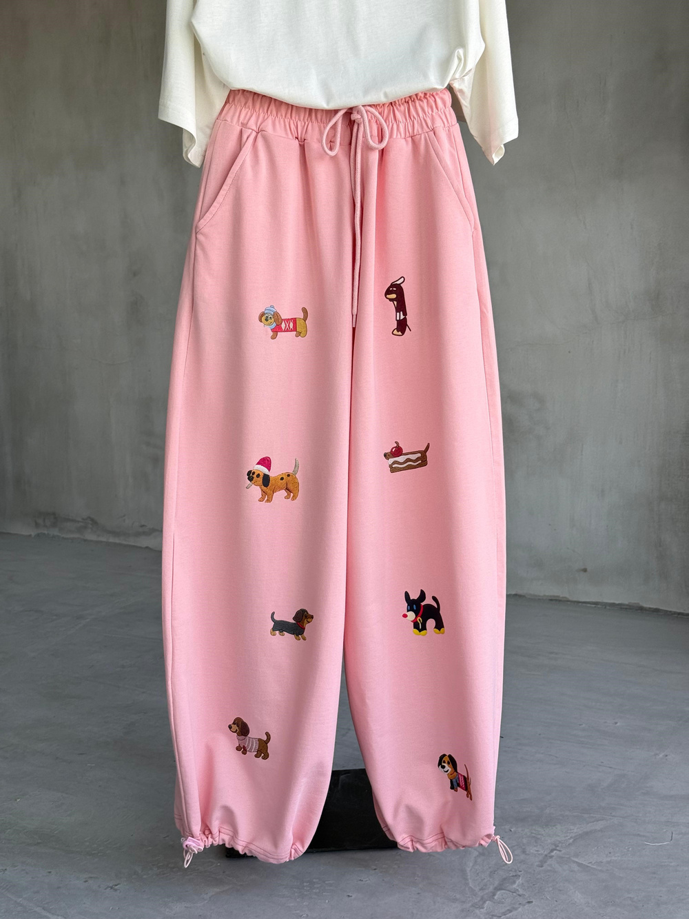 Tasarım Köpek Desenli Premium Pantolon (Pembe)