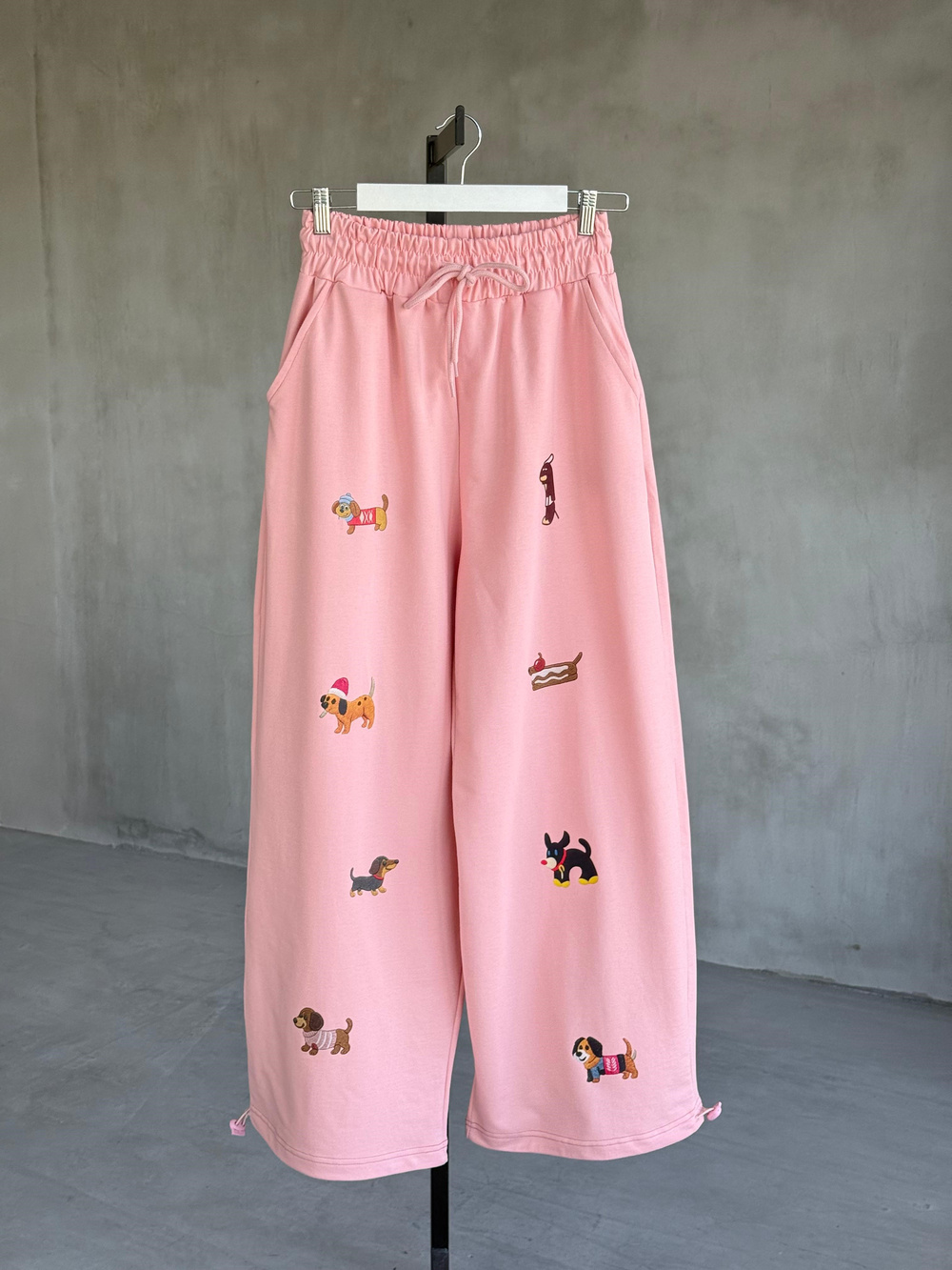Tasarım Köpek Desenli Premium Pantolon (Pembe)