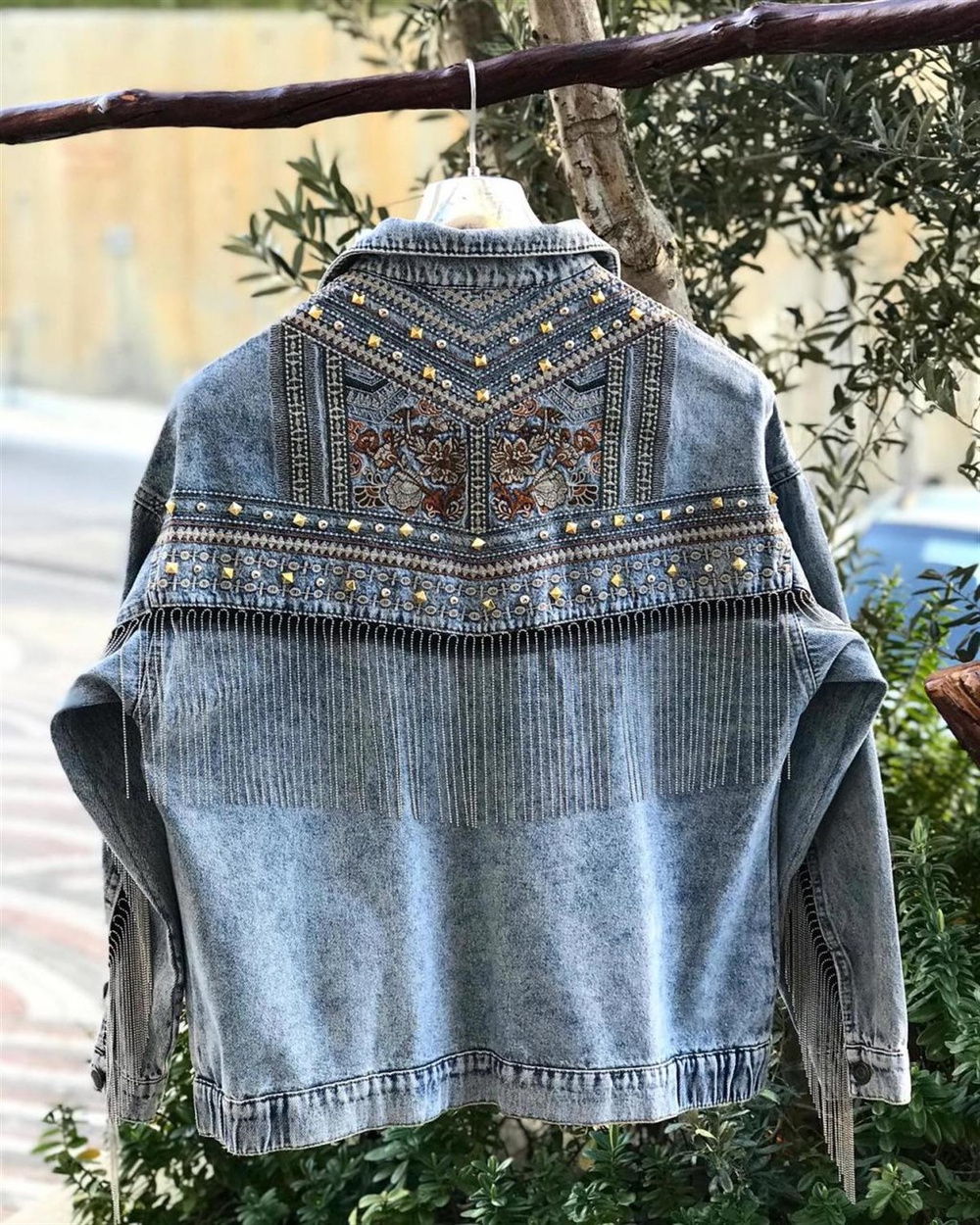 Tasarım Model Etnik Desen Zincir Nakış Taş İşçilikli Kot Ceket