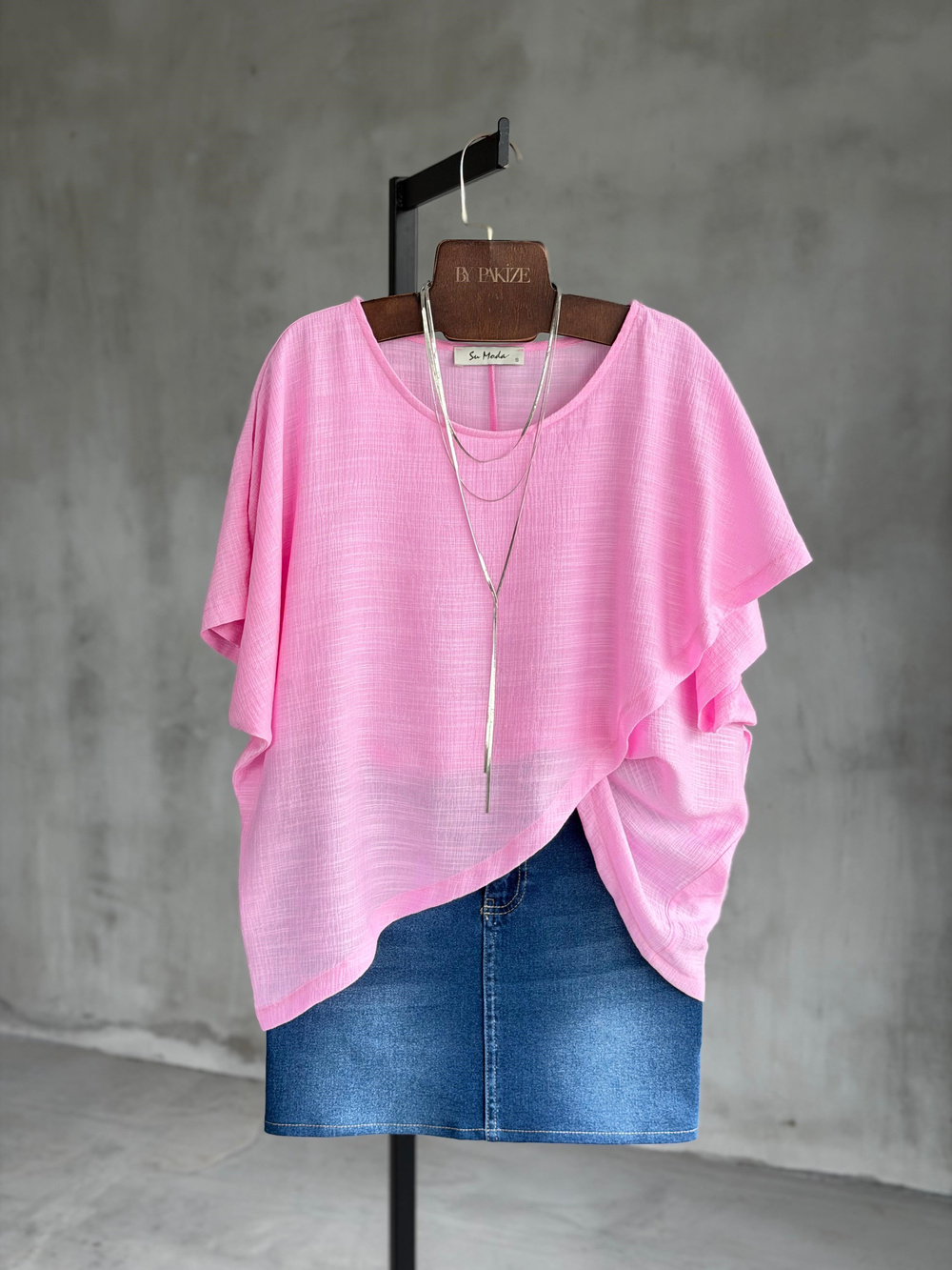 Verev Kesim Asimetrik Bluz (Pembe)