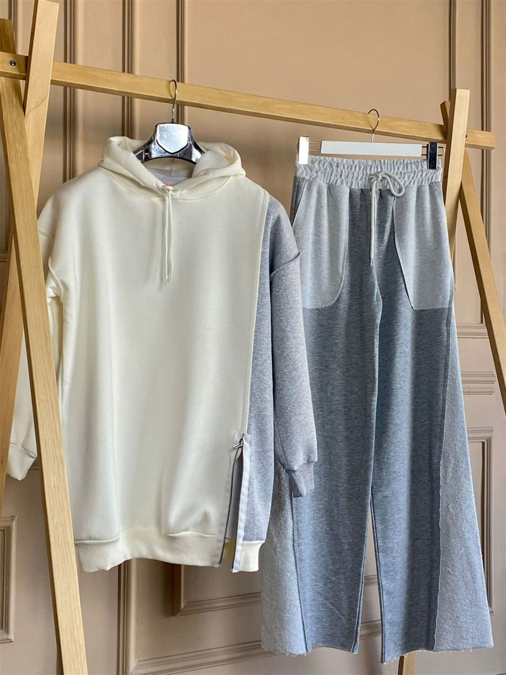 Yandan Fermuar Yırtmaç Detaylı Tunik Sweat (Beyaz)