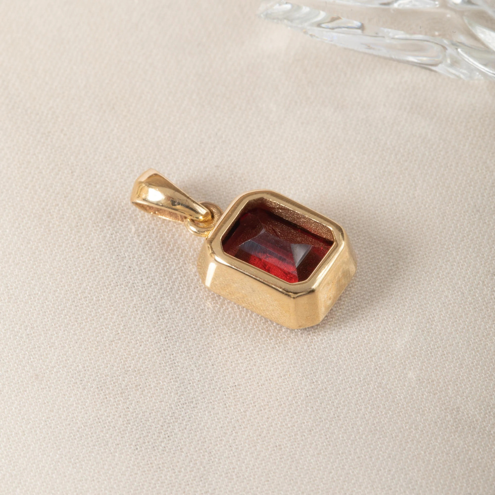 2.36 Karat Garnet Altın Kolye - Goldstore
