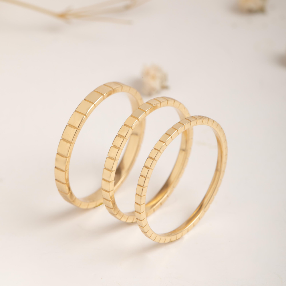 Altın Çentik Dokulu Yüzük - Goldstore
