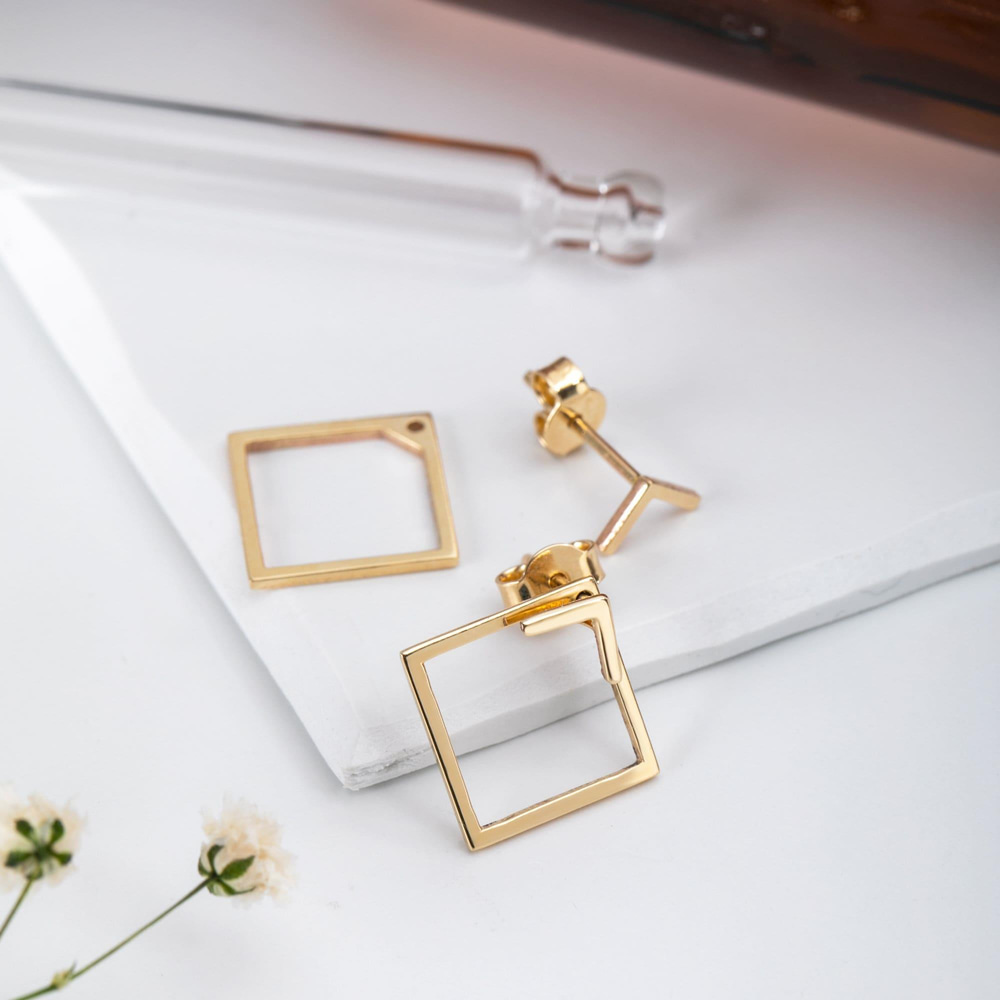 Altın Geometrik Üçgen Küpe - Goldstore
