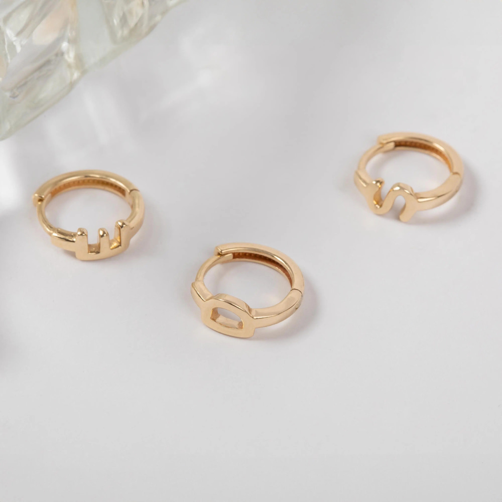 Altın Harf Huggie Küpe - Goldstore
