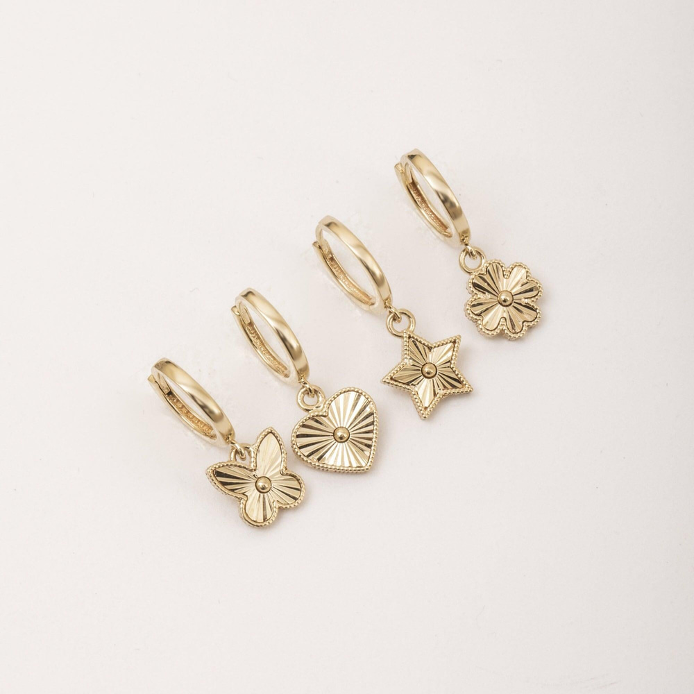 Altın Kelebek Yonca Kalp Yıldız Kalemli Küpe - Goldstore
