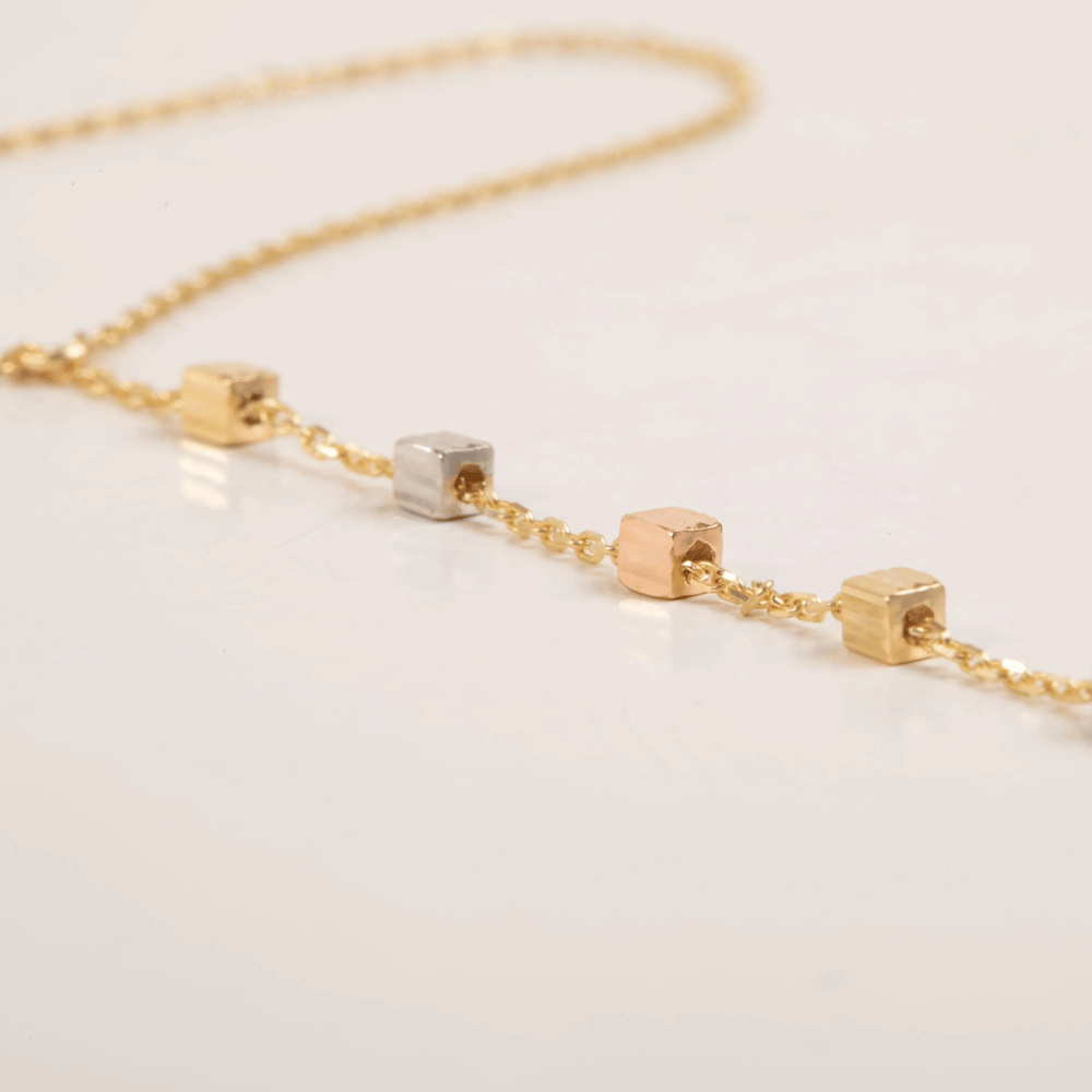 Altın Küp Boncuklu Şahmeran Bileklik - Goldstore