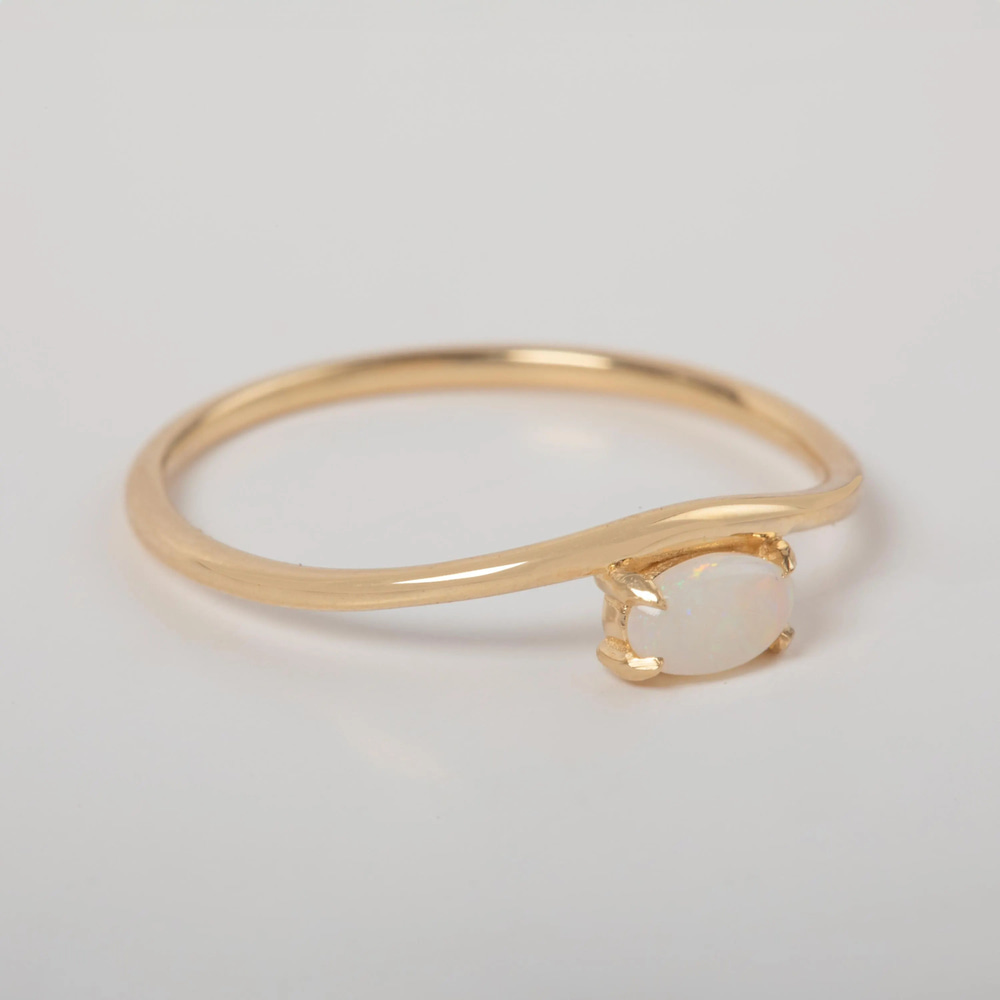 Altın Oval Opal Yüzük - Goldstore