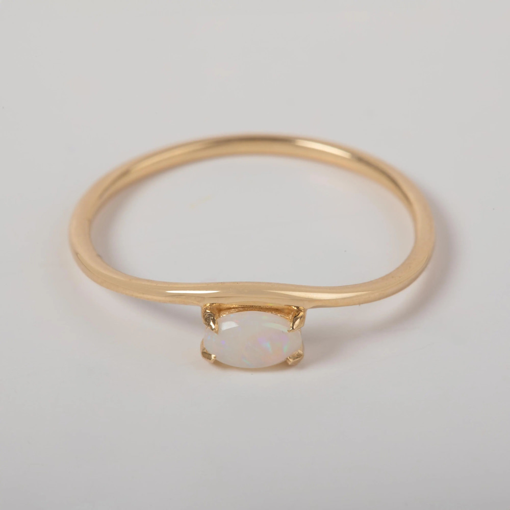 Altın Oval Opal Yüzük - Goldstore