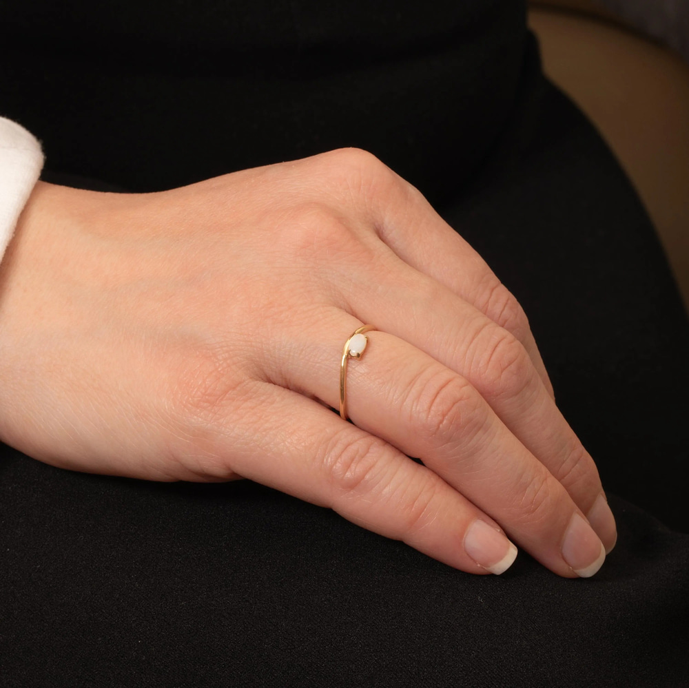 Altın Oval Opal Yüzük - Goldstore