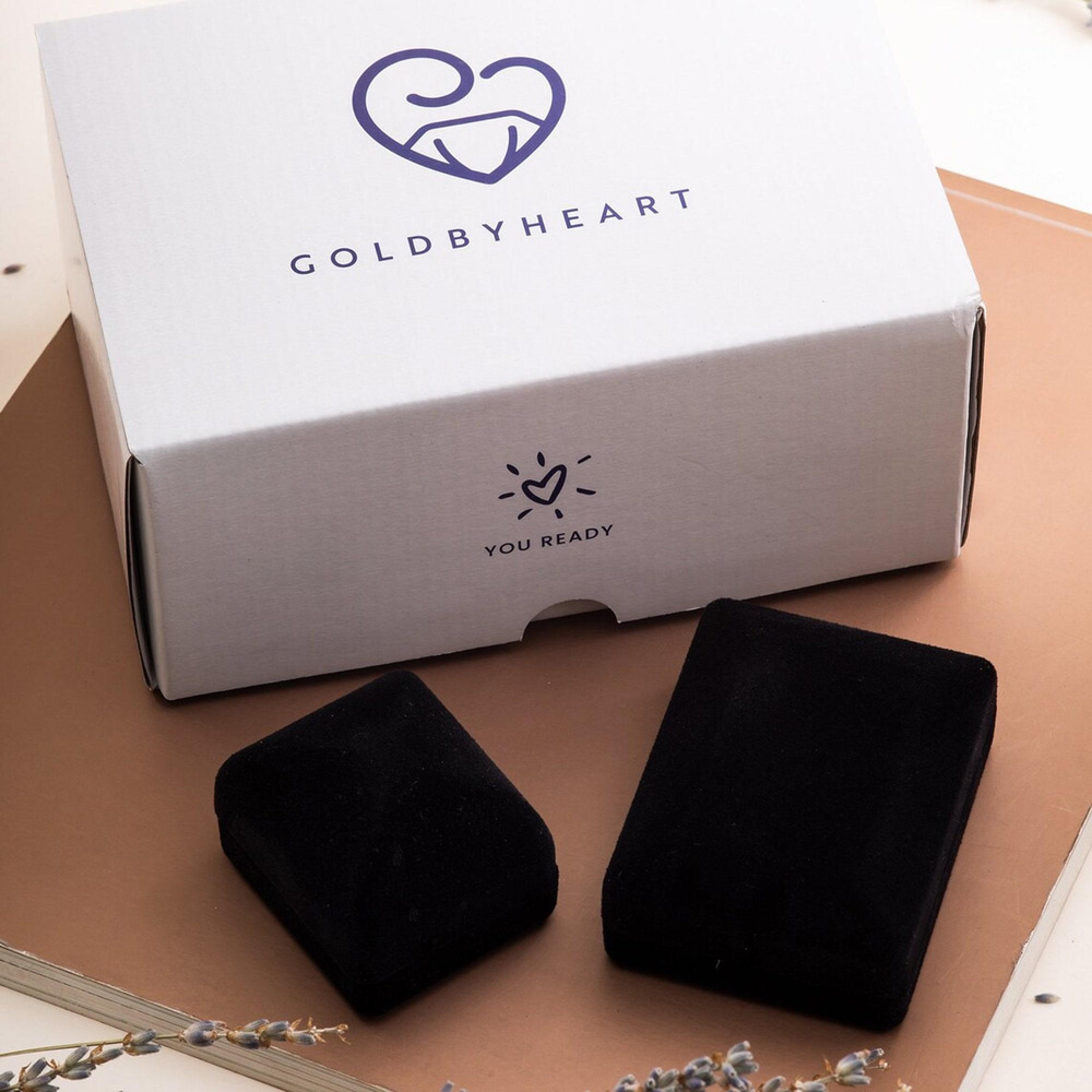 Gold Pegasus Stud Earrings - Goldstore