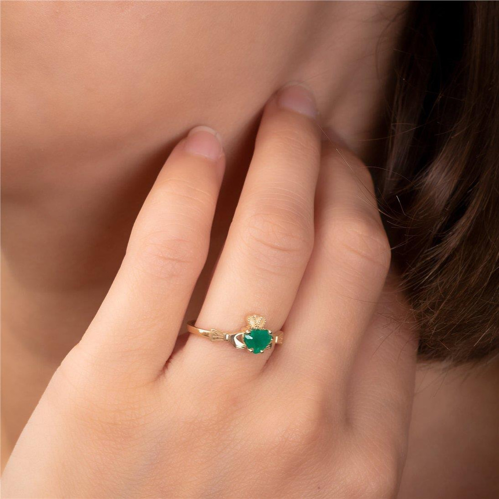Altın Taşlı Claddagh Yüzük - Goldstore