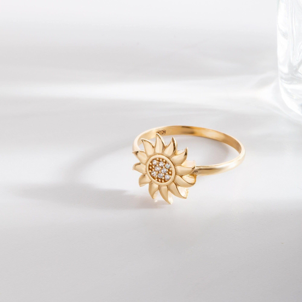 Altın Taşlı Güneş Figürlü Yüzük - Goldstore