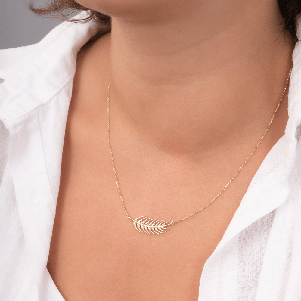 Altın Tüy Figürlü Kolye - Goldstore