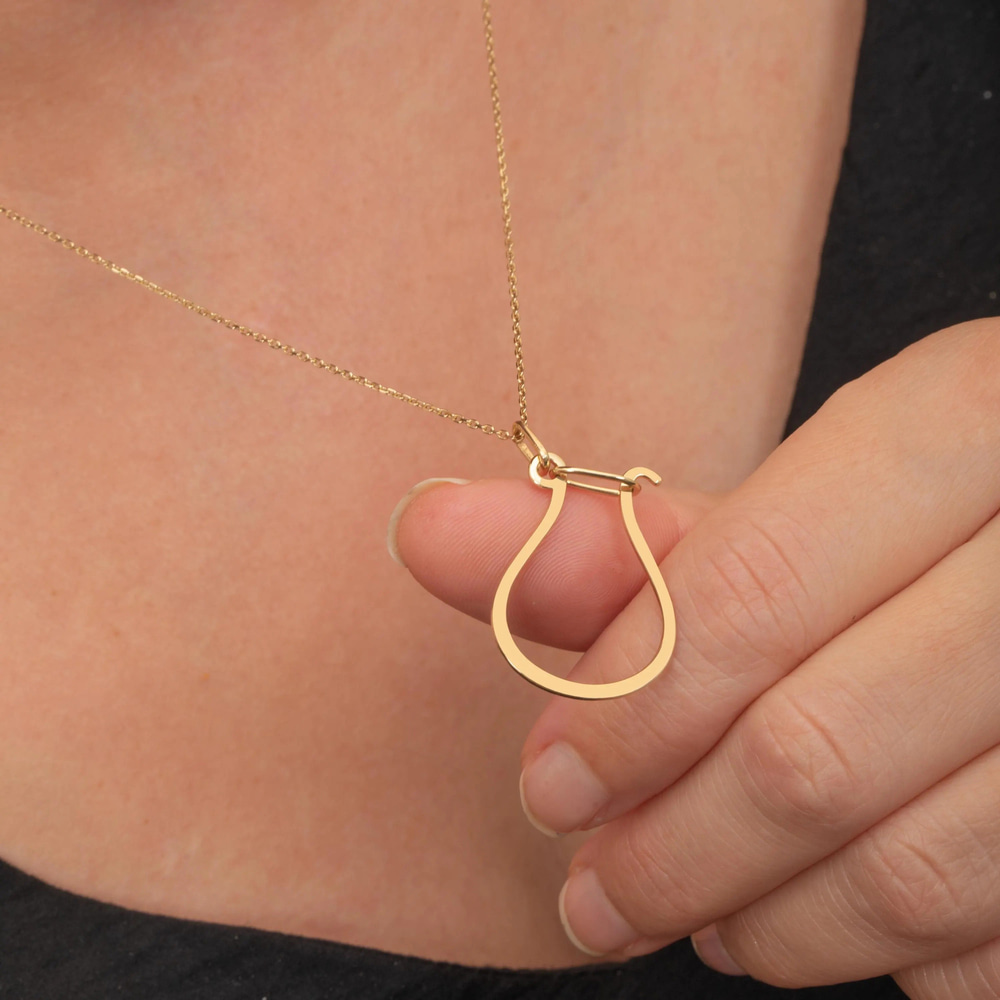 At Nalı Formlu Çoklu Charm Tutucu Altın Aparat - Goldstore