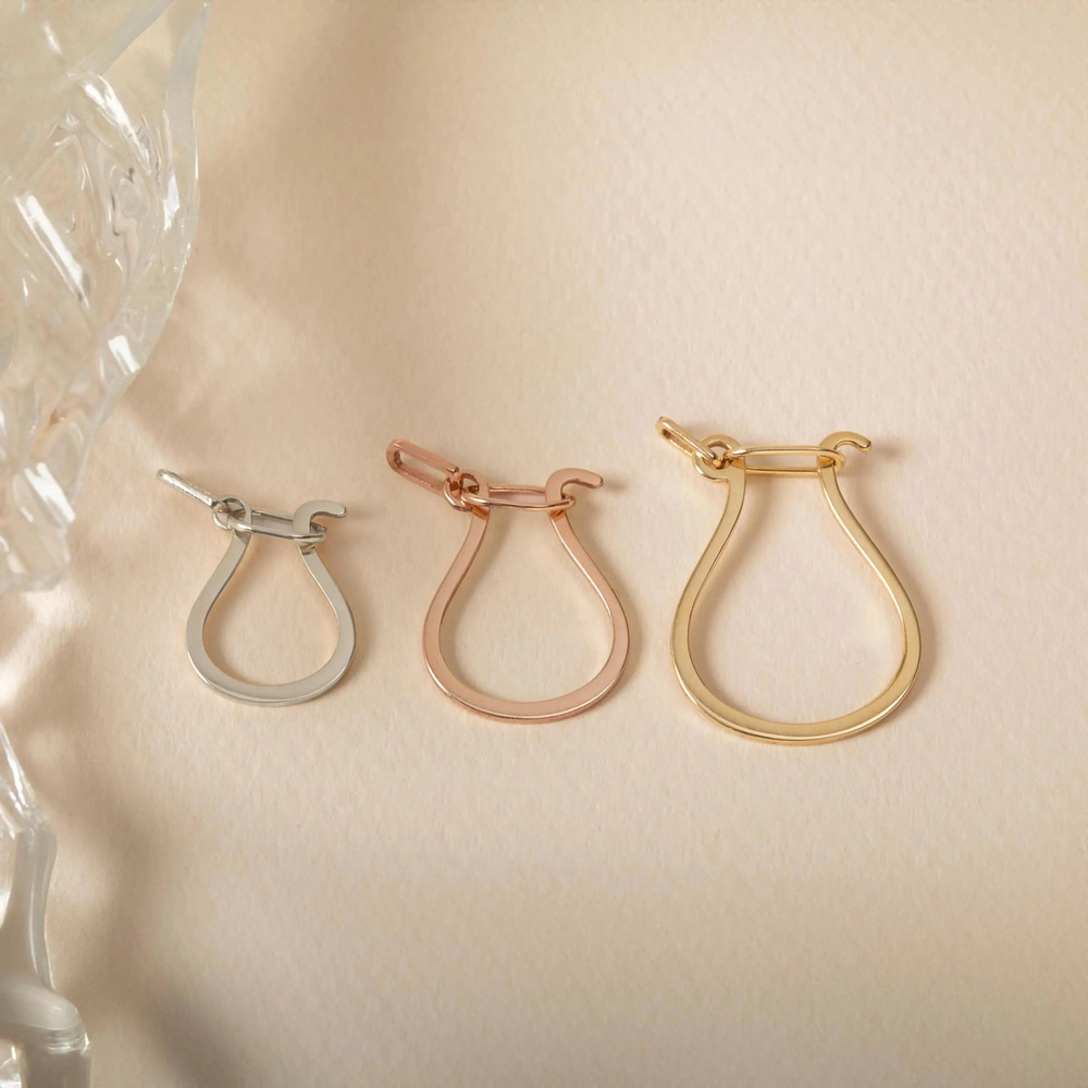 At Nalı Formlu Çoklu Charm Tutucu Altın Aparat - Goldstore