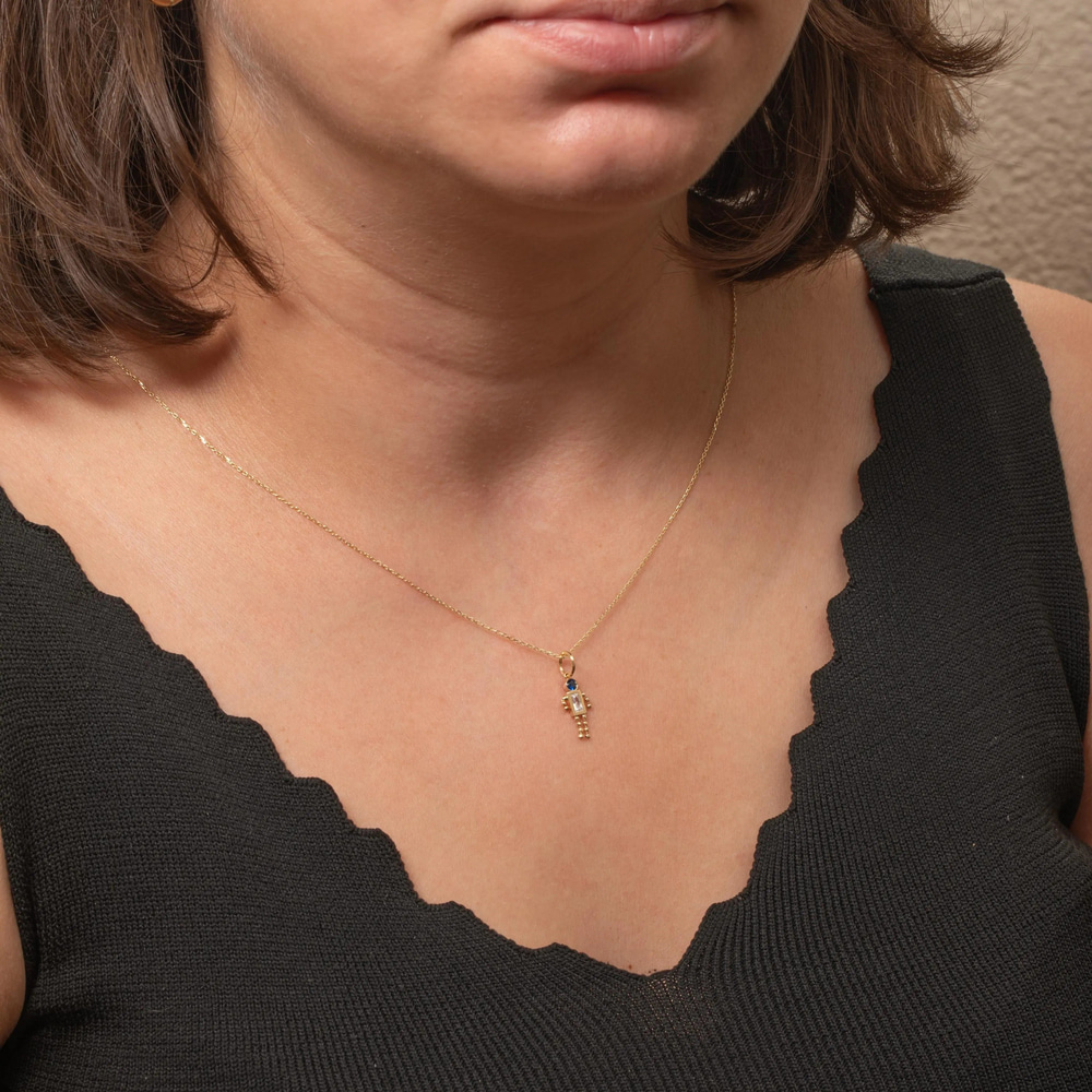 Çocuk Figürlü Aile Doğum Taşlı Altın Kolye - Goldstore