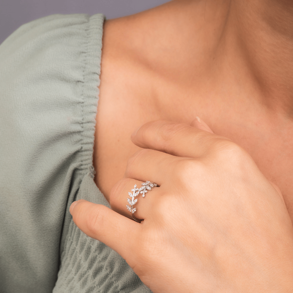 Gold Leaf Design Stone Ring - Goldstore