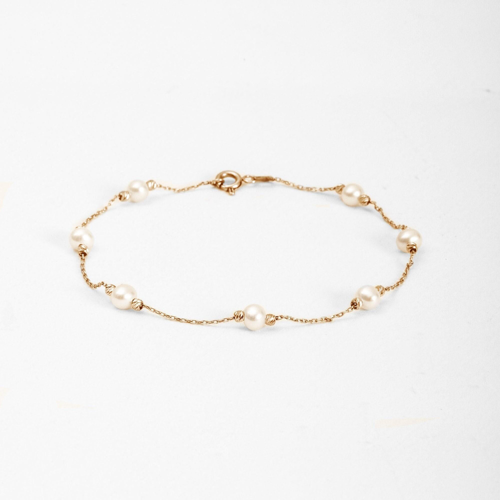 Gold Pearl Station Bracelet - Goldstore
