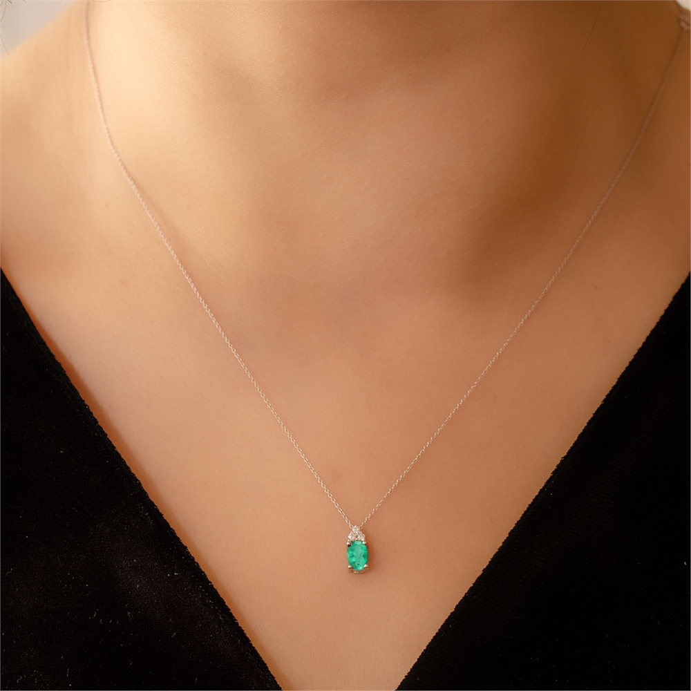 Goldstore-0.05 ct. Pırlanta Zümrüt Kolye