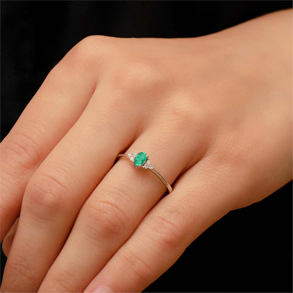 Goldstore-0.08 ct. Pırlanta Zümrüt Yüzük
