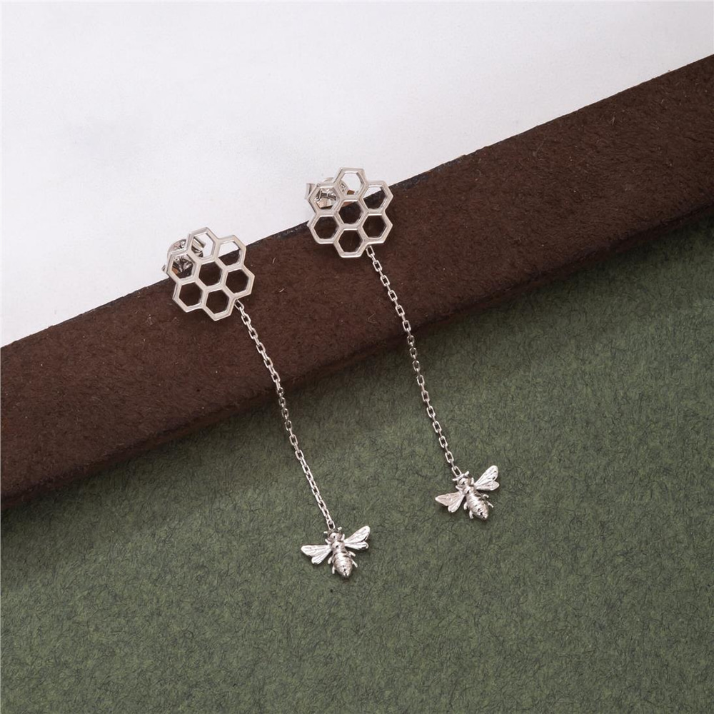 Goldstore-Honeycomb and Bee Earrings