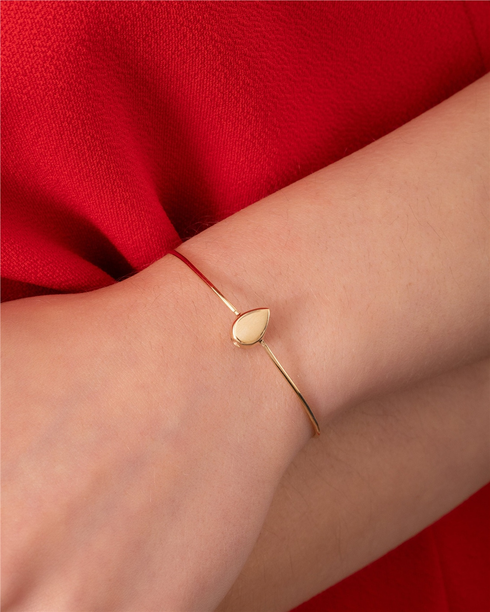 Goldstore-Tear Drop Urn Bangle 14K 18K Solid Gold, Dainty Personalize Letter Engrave Memorial Keepsake Teardrop Bangle, Custom Water Blob Urn Bracelet