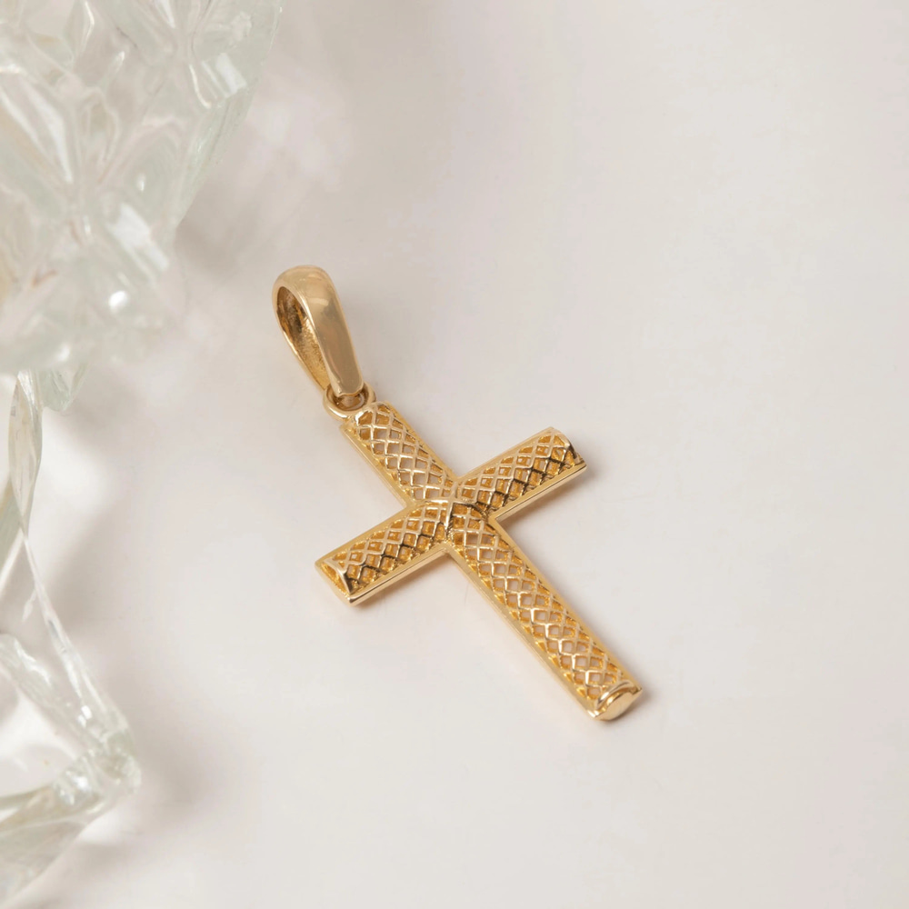 İşleme Detaylı Haç Altın Kolye - Goldstore