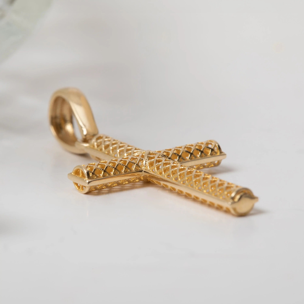 İşleme Detaylı Haç Altın Kolye - Goldstore