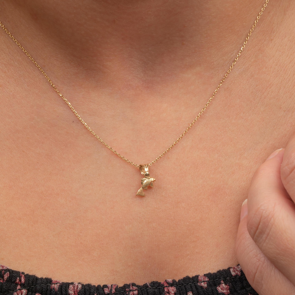 Japon Balığı Figürlü Altın Kolye - Goldstore