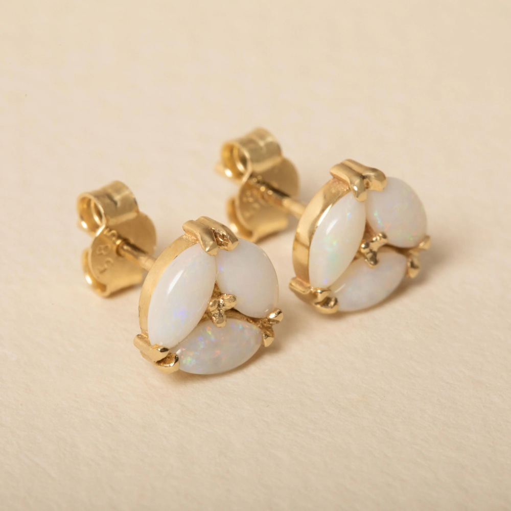 Markiz Opal Zarif Çiçek Altın Küpe - Goldstore