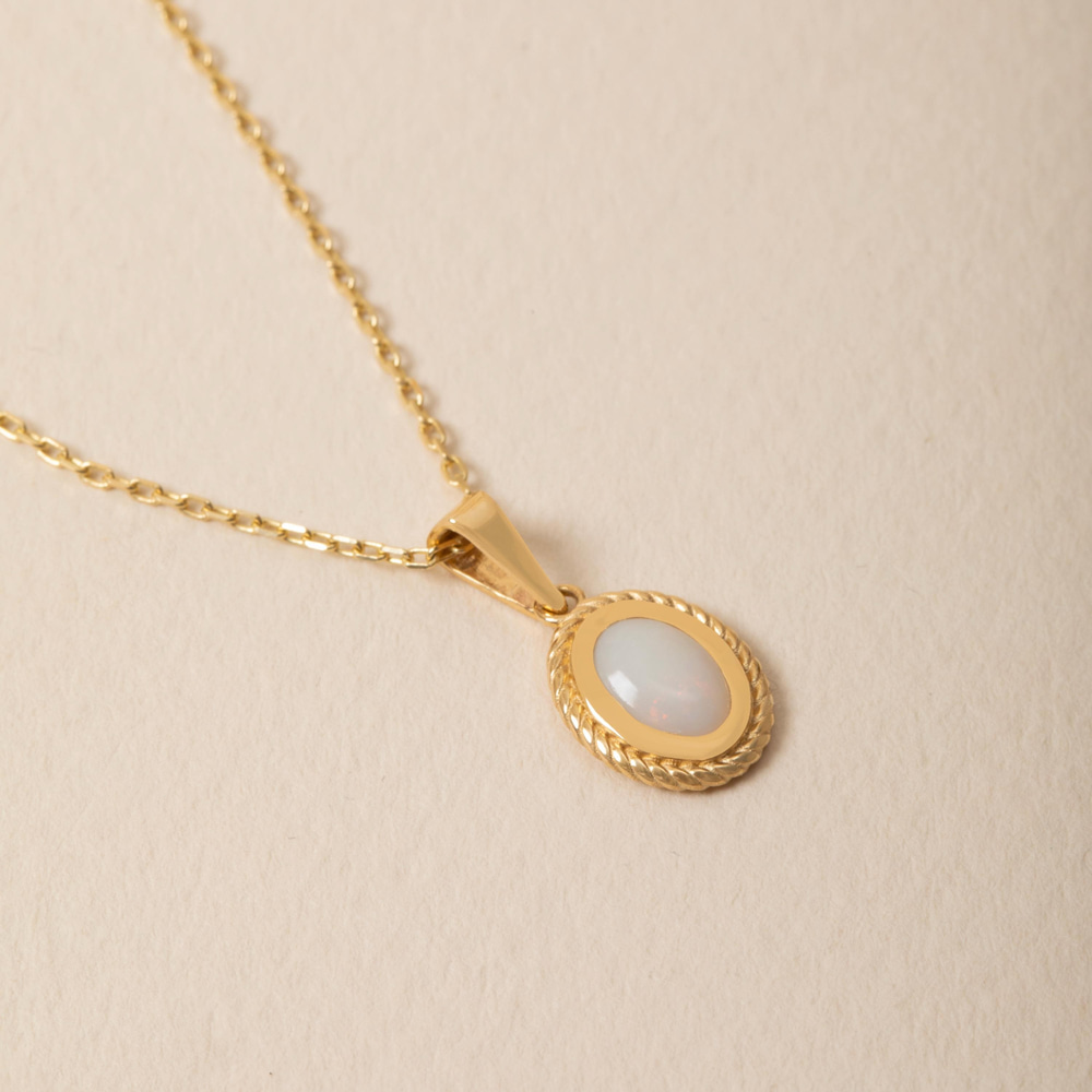 Minimal Oval Opal Altın Kolye - Goldstore