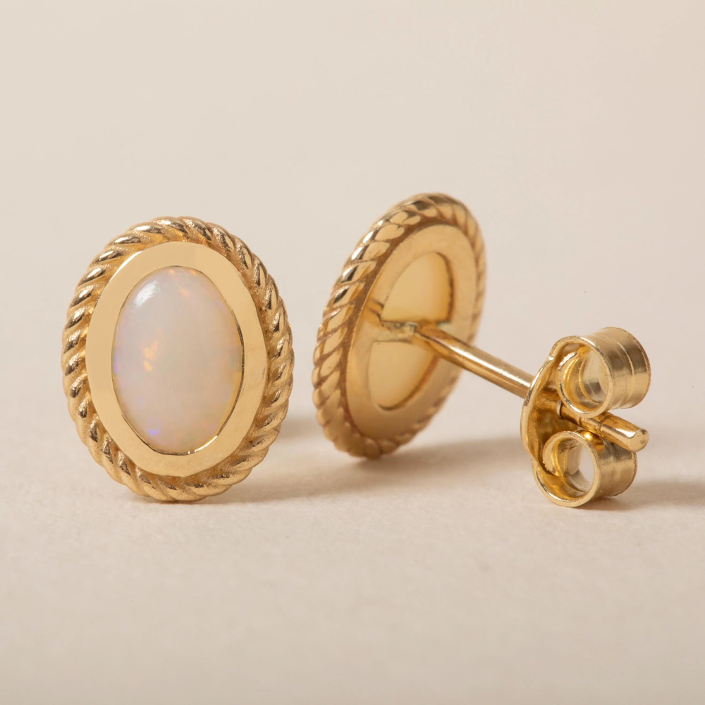Minimal Oval Opal Altın Küpe - Goldstore