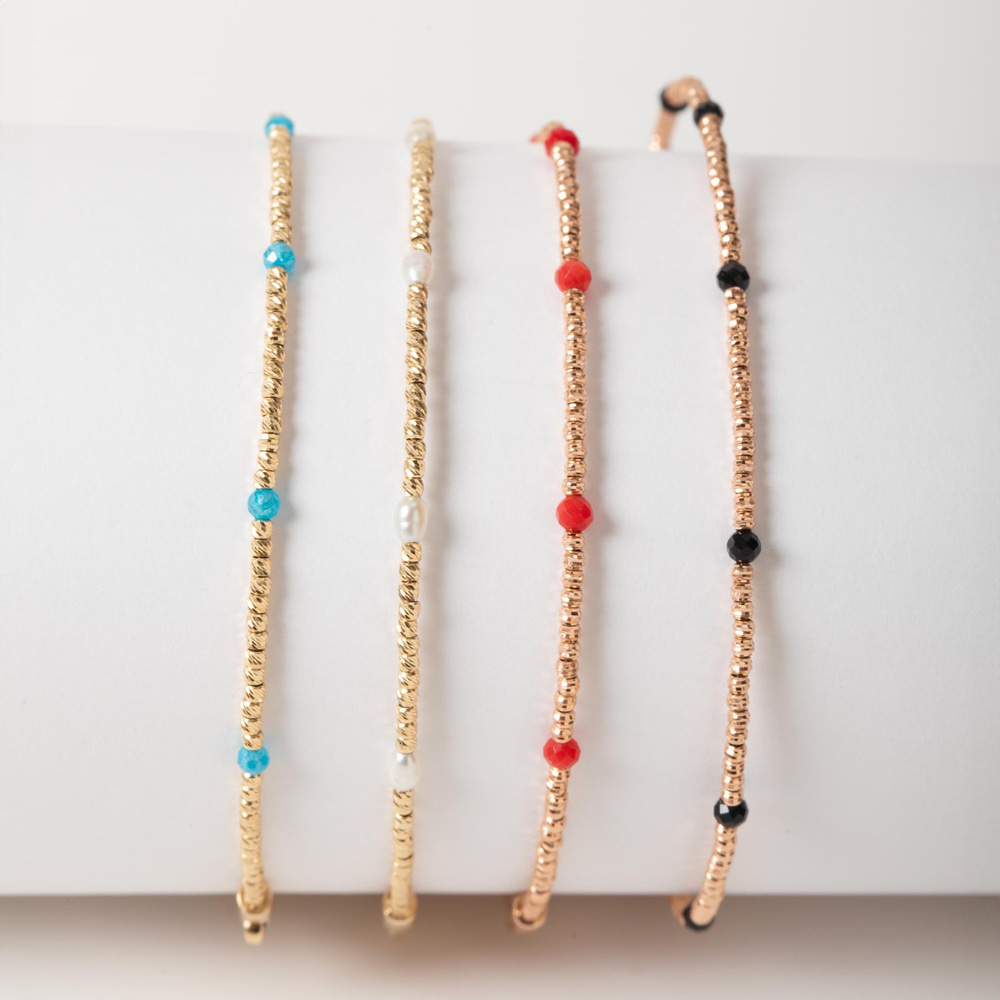 Minimalist Duruş Altın Bileklik - Goldstore