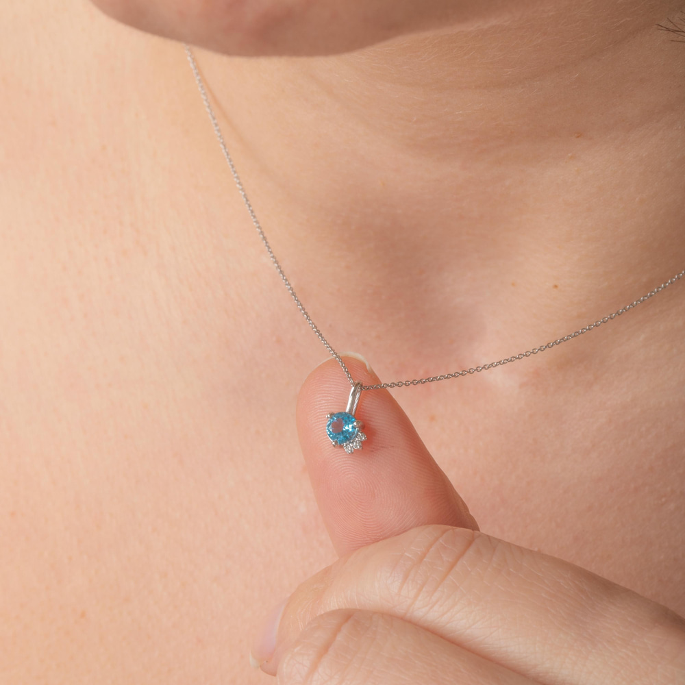 Pırlanta Detaylı Topaz Altın Kolye - Goldstore