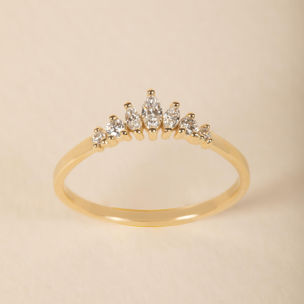 Romantik Markiz Taşlı Kavisli Altın Alyans - Goldstore