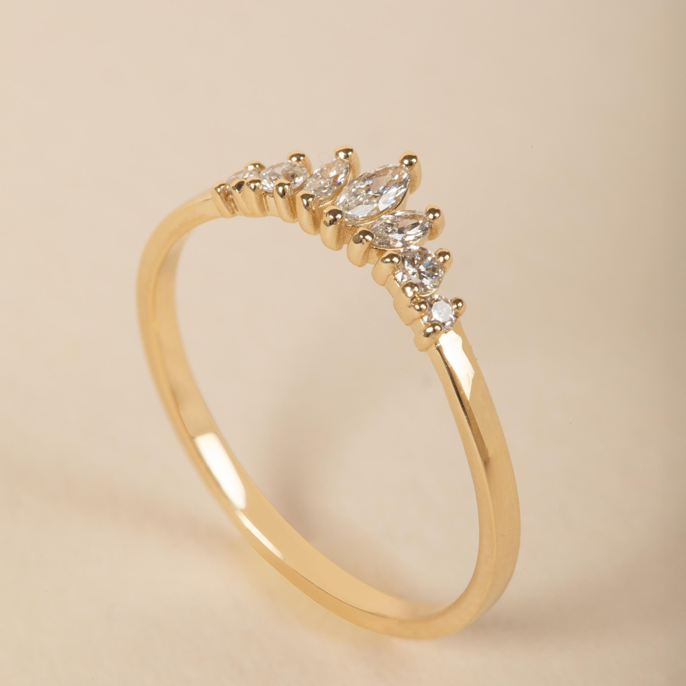 Romantik Markiz Taşlı Kavisli Altın Alyans - Goldstore