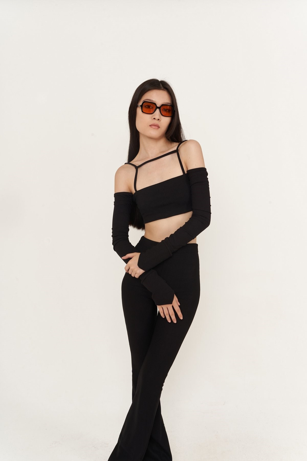 Crop Model Askılı Uzun Kol Molly Bluz Siyah