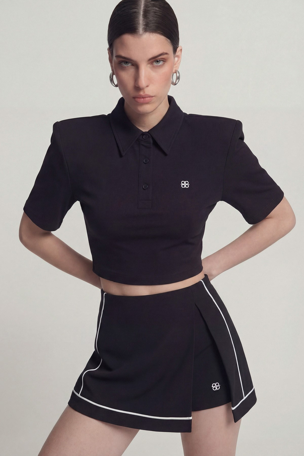 Vatkalı Polo Yaka Carolyn T-Shirt Siyah
