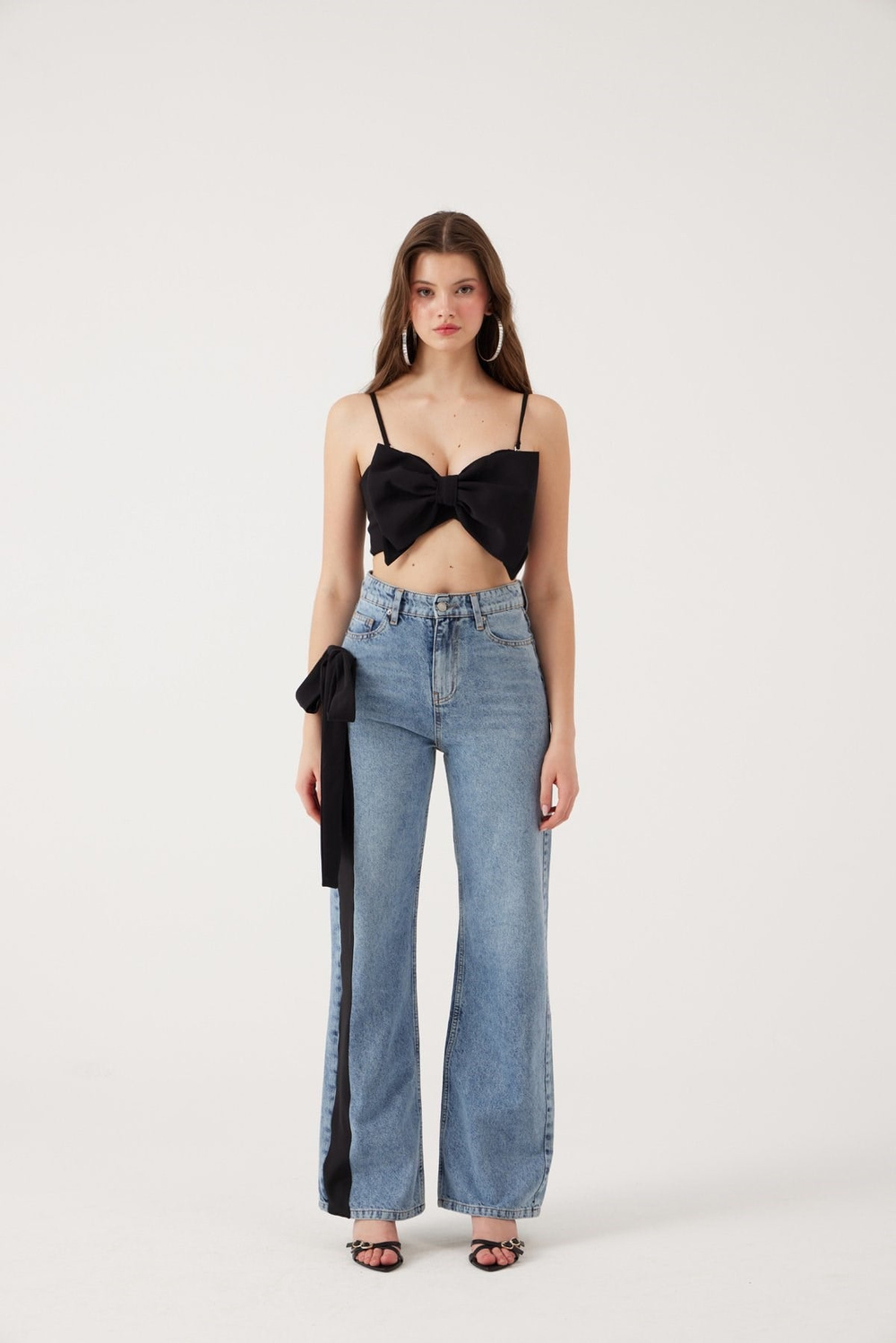Yüksek Bel Kurdele Detaylı Wide Leg Kyla Jean Pantolon Siyah