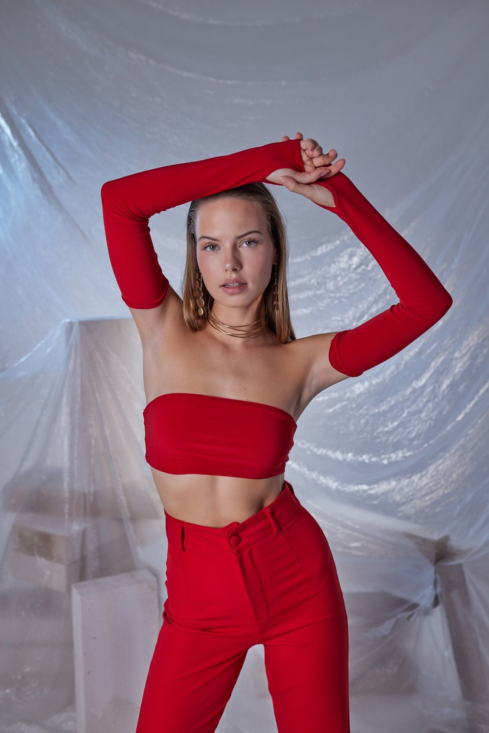 Noir Blouse Red