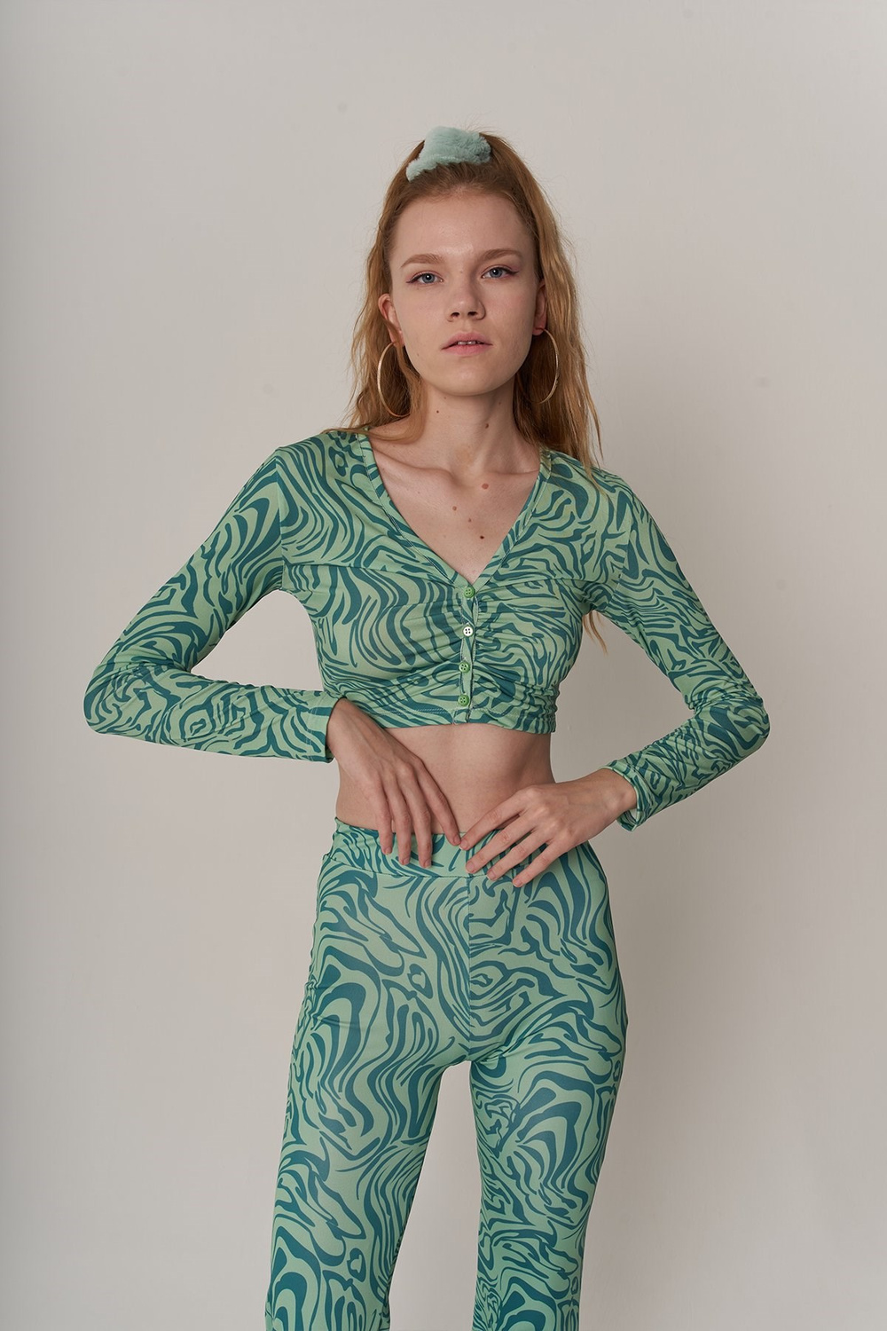 Crop Model Esnek uzun Kol Volera Bluz Yeşil