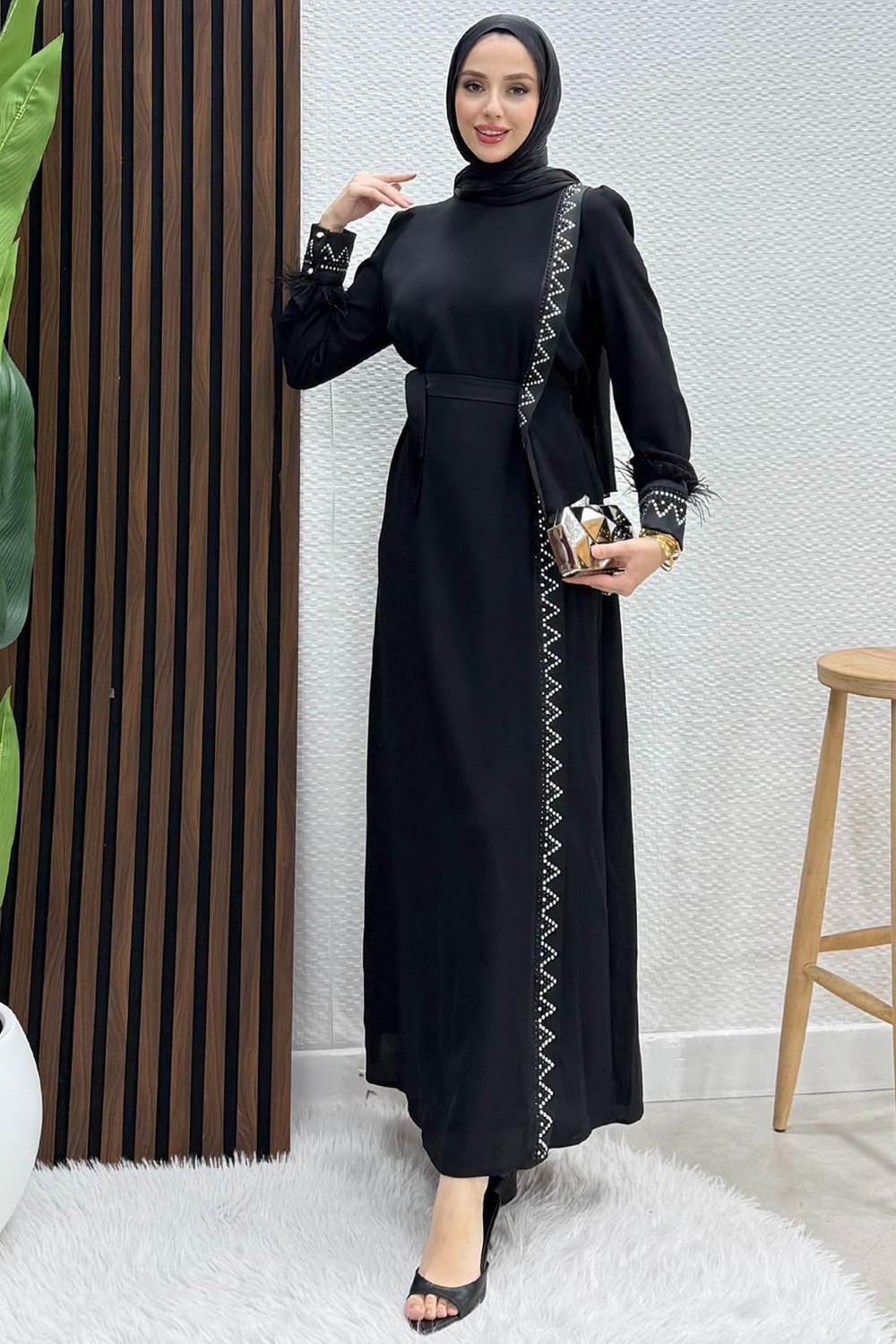 Busem Siyah Elbise