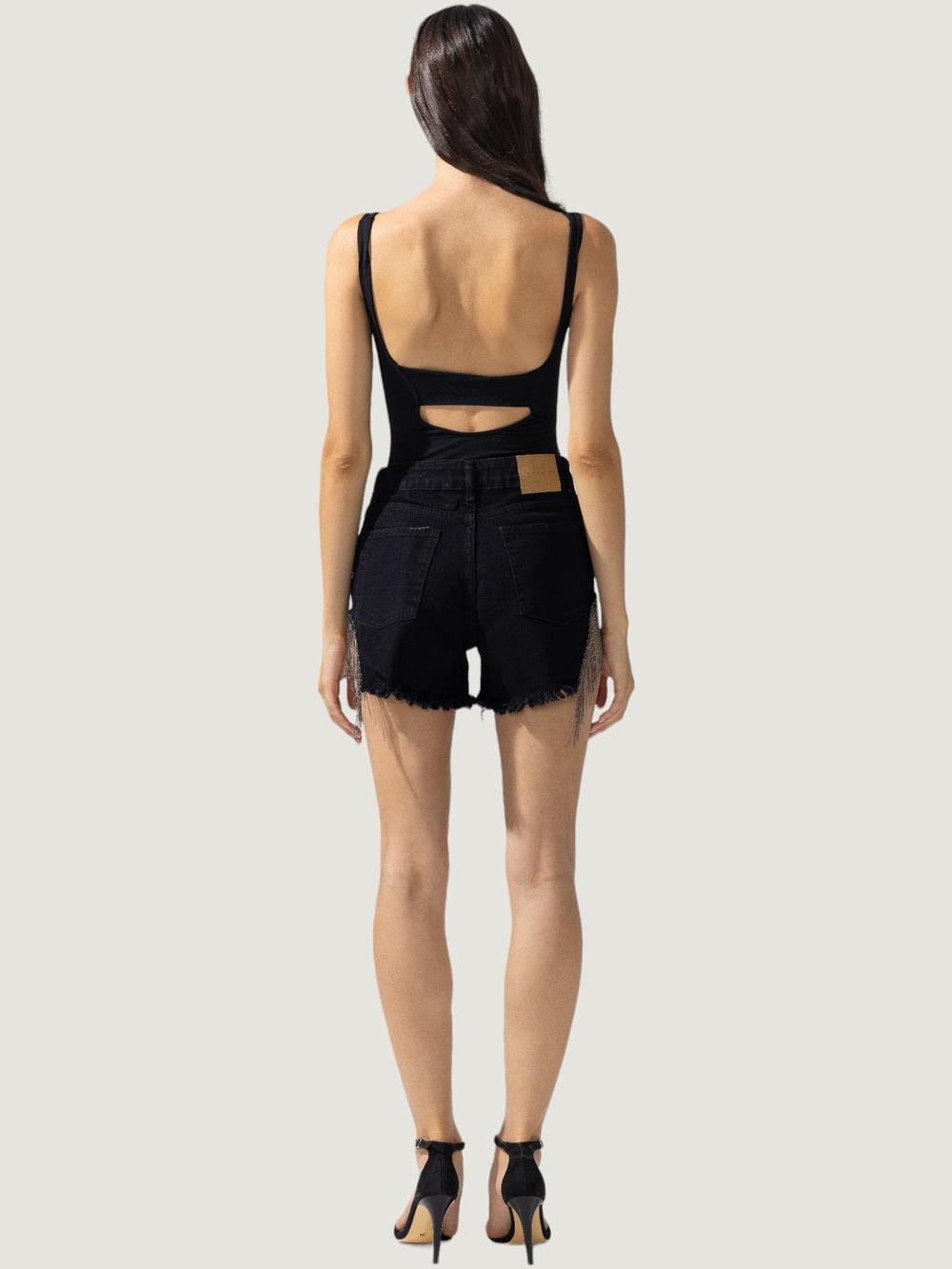 Aksesuar Detaylı Mini Jean Şort - Siyah