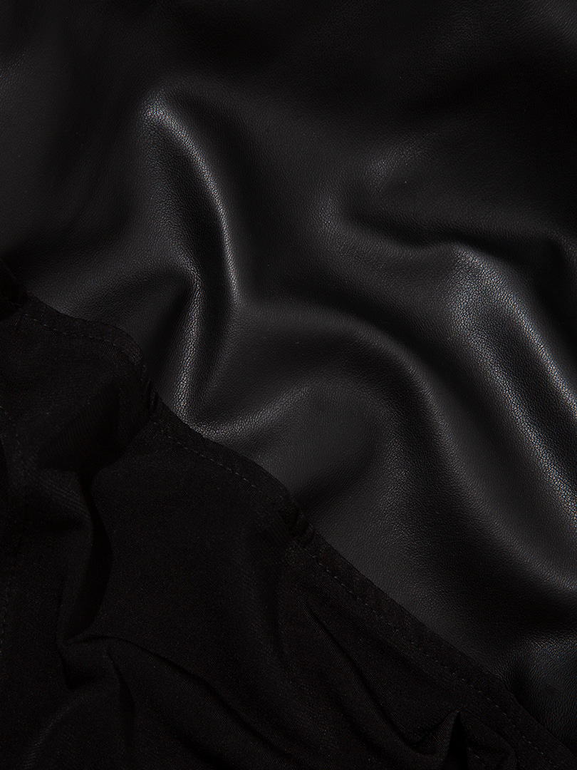 Çıtçıtlı Askılı Vegan Deri Body - Siyah