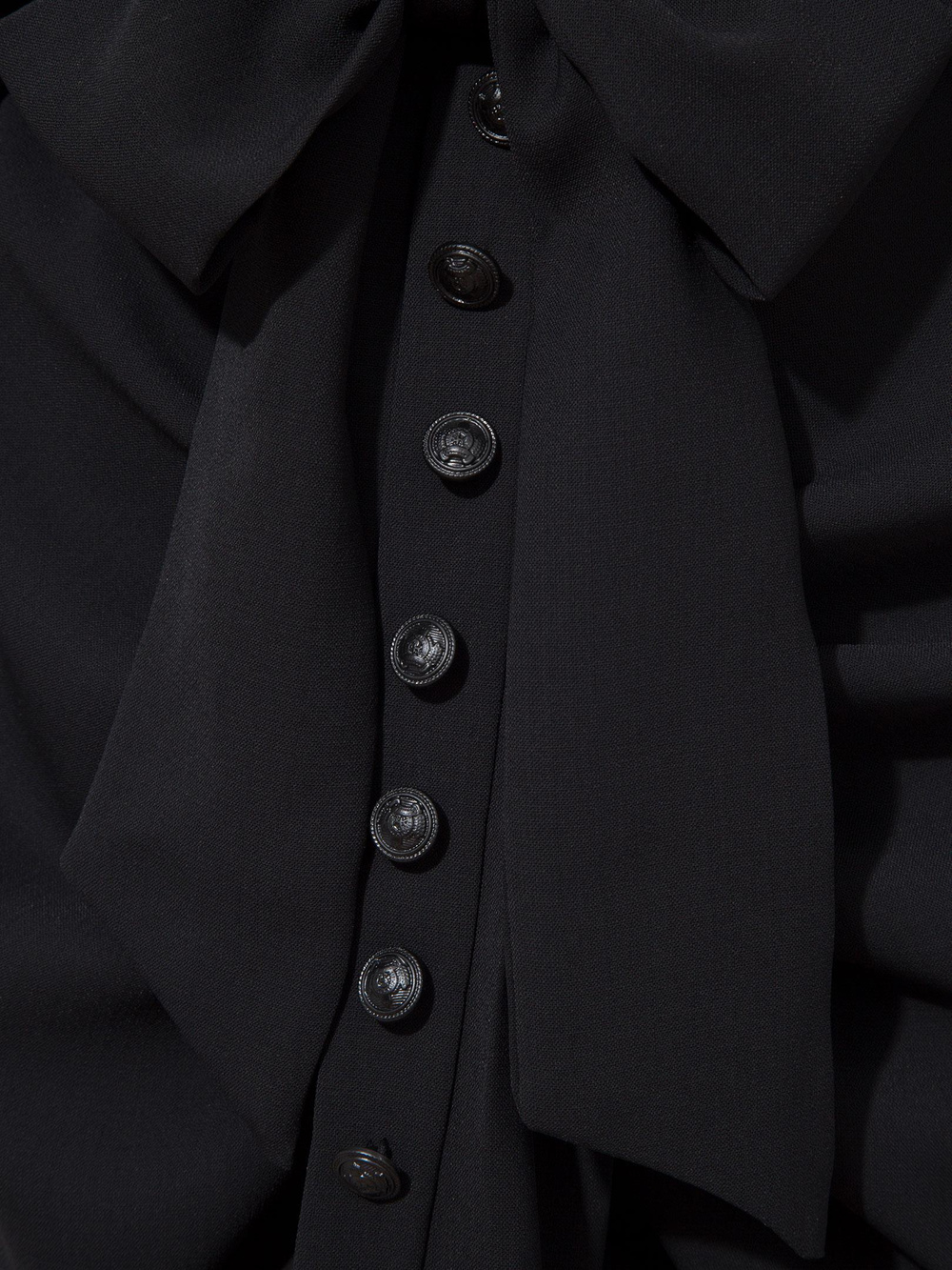 Eteği Süs Düğmeli Büzgülü Elbise - Siyah