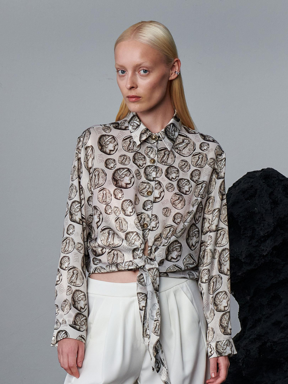 Önden Bağlama Detaylı Gömlek - Desenli