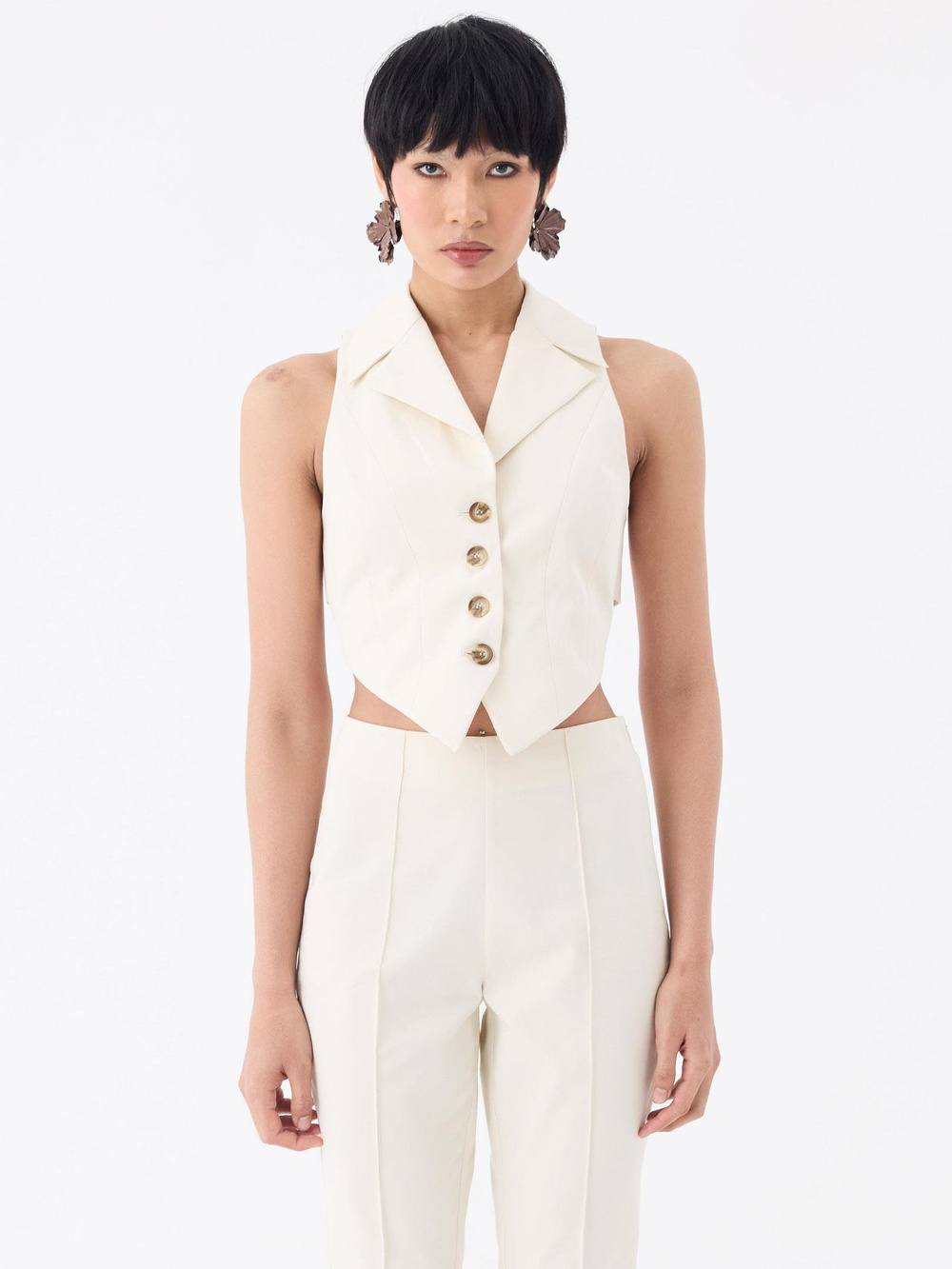 Önü Düğmeli Bel Dekolteli Arkadan Bağlama Detaylı Yelek - Ekru