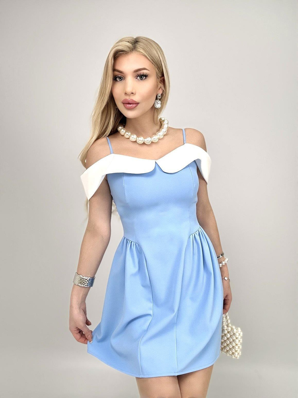 Wholesale Mini Dress with Contrast Collar