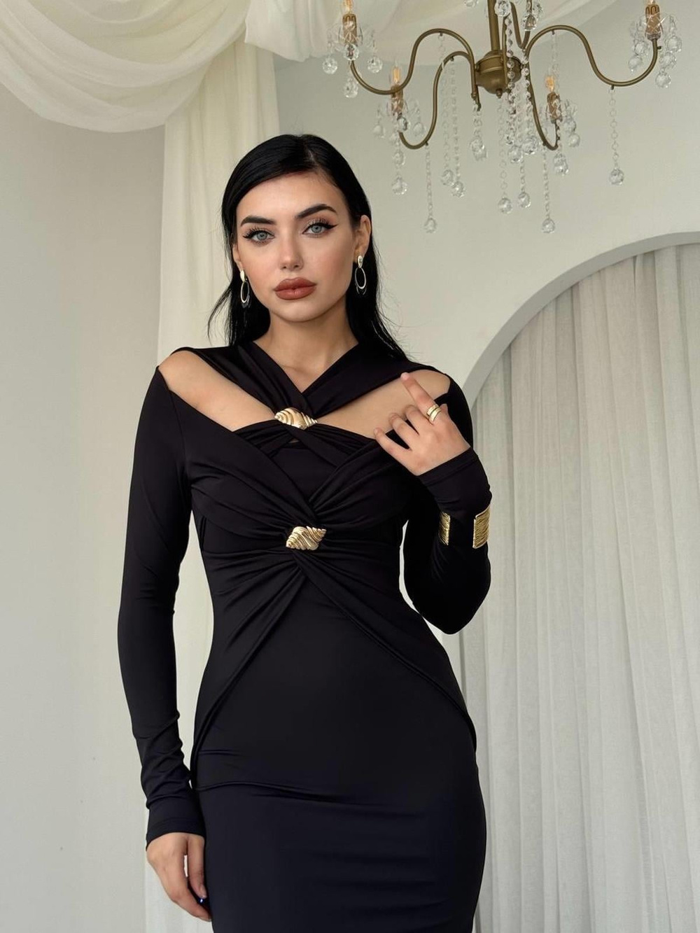 Dande Brooch Detailed Dress